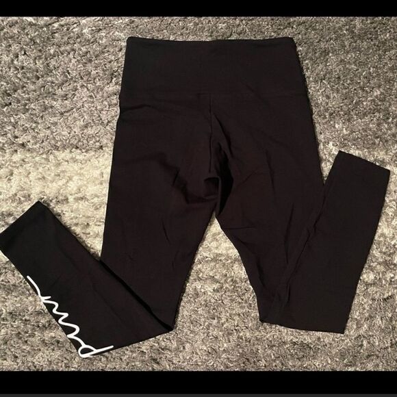 NWT PINK Victoria’s Secret Campus Long Sleeve T-Shirt and Leggings Set - Picture 9 of 11